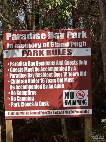 3857 Paradise Bay Dr, Gulf Breeze, FL 32563