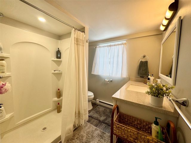 1009 MONTPELIER Avenue, Erie, PA 16505