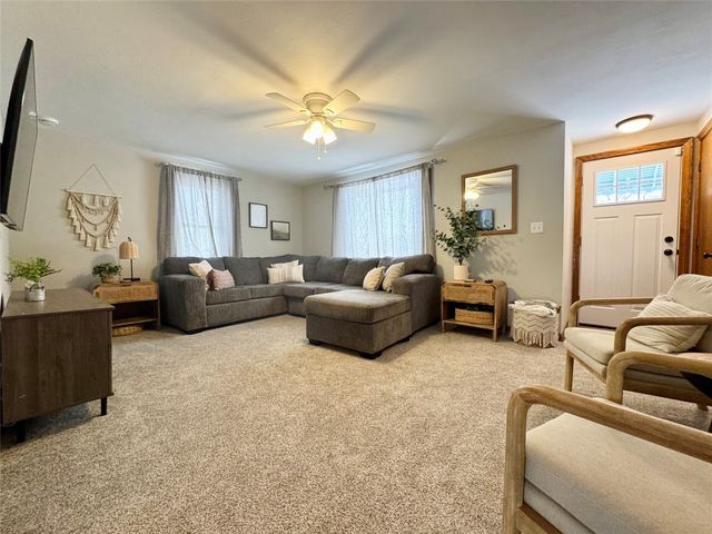 1009 MONTPELIER Avenue, Erie, PA 16505