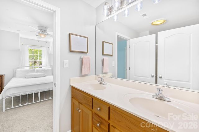 8830 Bluestone Bay Court, Sherrills Ford, NC 28673