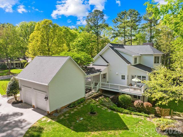 8830 Bluestone Bay Court, Sherrills Ford, NC 28673