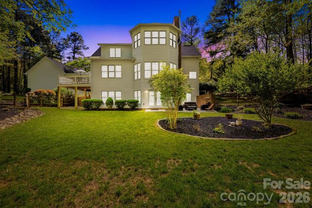 8830 Bluestone Bay Court, Sherrills Ford, NC 28673