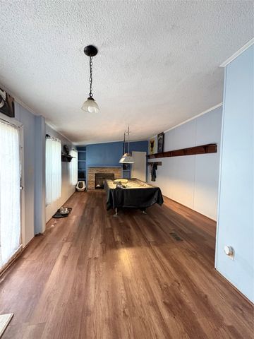 6295 Rendon New Hope Road, Fort Worth, TX 76140