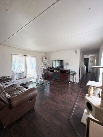 6295 Rendon New Hope Road, Fort Worth, TX 76140