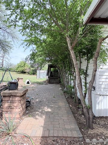 6295 Rendon New Hope Road, Fort Worth, TX 76140