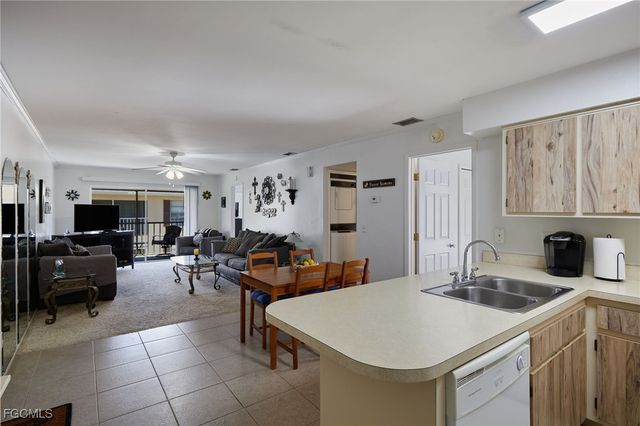 1100 Pondella RD 916, Cape Coral, FL 33909