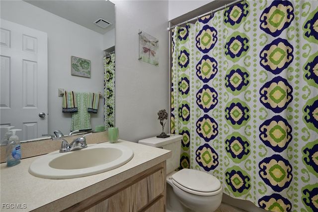 1100 Pondella RD 916, Cape Coral, FL 33909