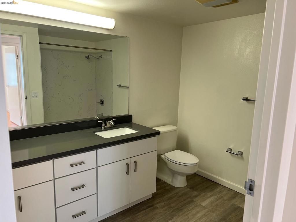 Image 5 of property listing at 988 Franklin St 601, Oakland, CA 94607