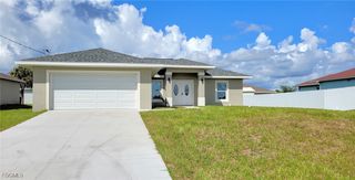 8038 Sunrise CIR, Labelle, FL 33935