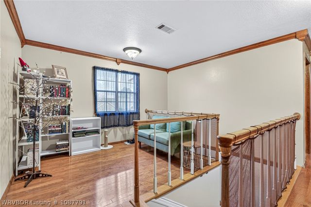 2706 E King Avenue, Sallisaw, OK 74955