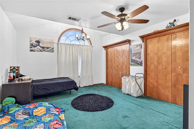 2706 E King Avenue, Sallisaw, OK 74955