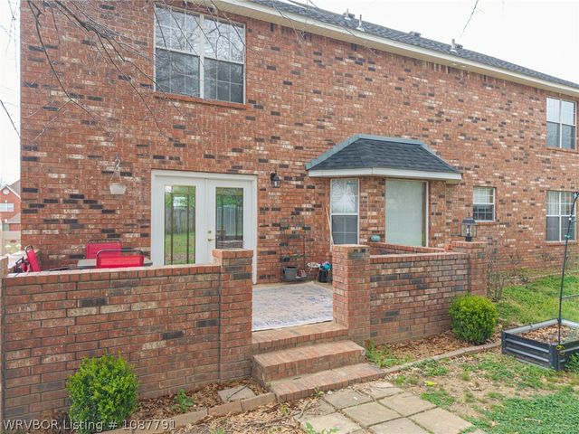 2706 E King Avenue, Sallisaw, OK 74955