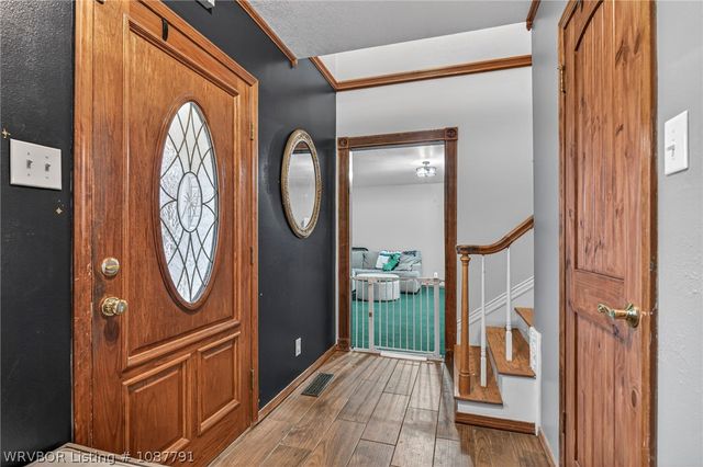 2706 E King Avenue, Sallisaw, OK 74955