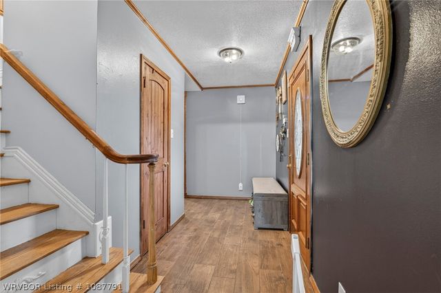 2706 E King Avenue, Sallisaw, OK 74955