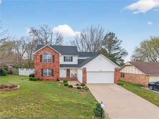 2706 E King Avenue, Sallisaw, OK 74955