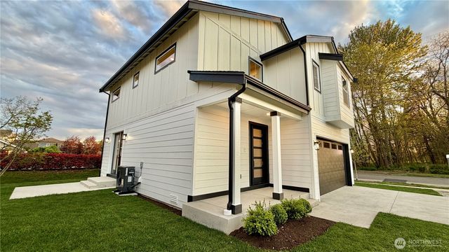 5701 Parker Road E, Sumner, WA 98390