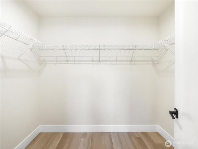 5701 Parker RD E, Sumner, WA 98390