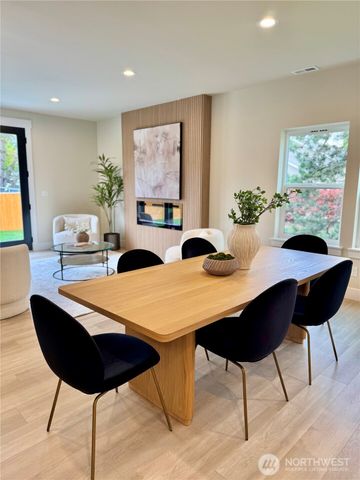 5701 Parker Road E, Sumner, WA 98390