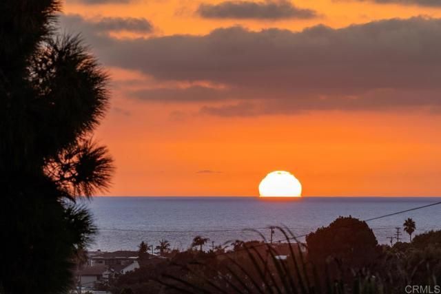 1199 Tamarack Ave, Carlsbad, CA 92008