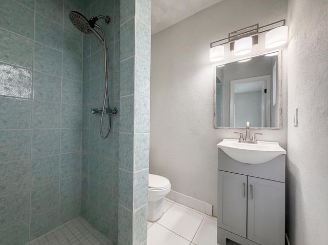 417 NW 2nd Street, Boynton Beach, FL 33435