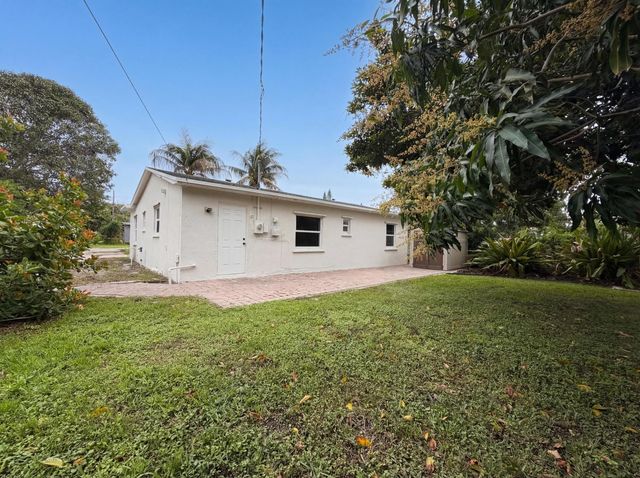 417 NW 2nd Street, Boynton Beach, FL 33435