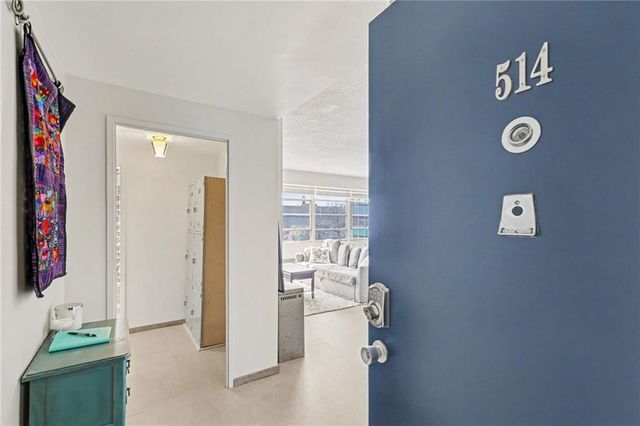 333 W Meyer Boulevard 514, Kansas City, MO 64113