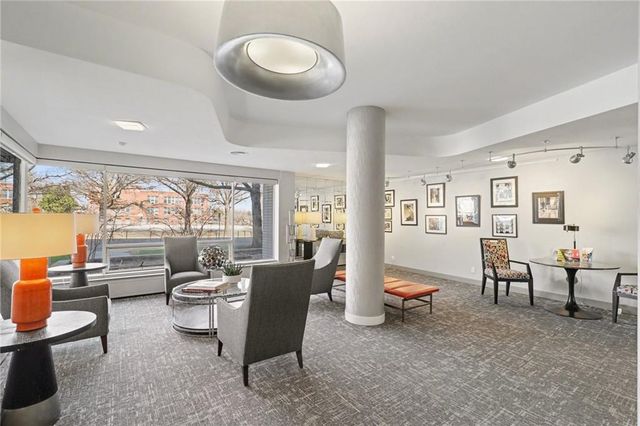 333 W Meyer Boulevard 514, Kansas City, MO 64113