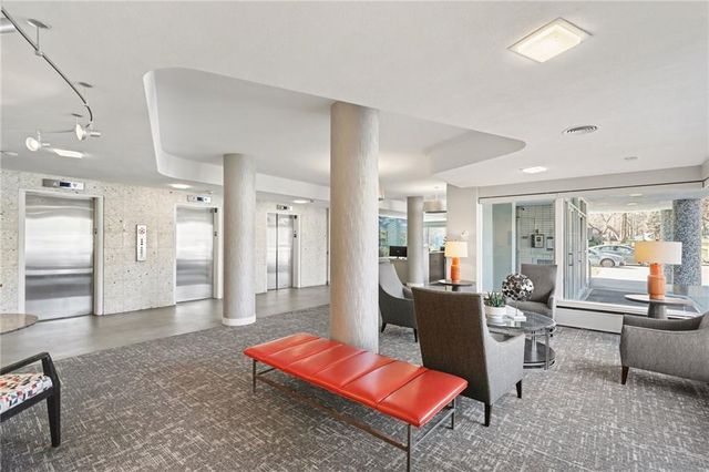 333 W Meyer Boulevard 514, Kansas City, MO 64113