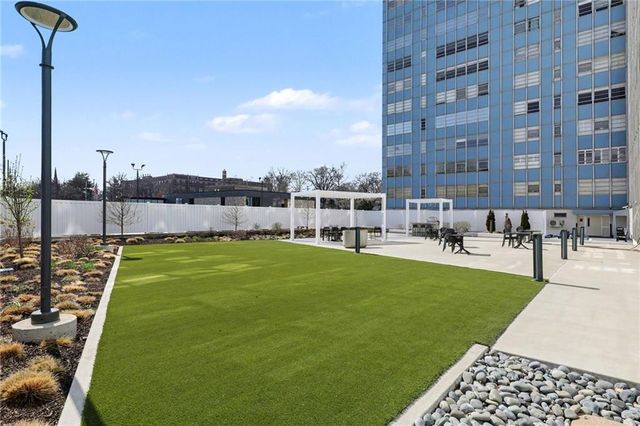 333 W Meyer Boulevard 514, Kansas City, MO 64113