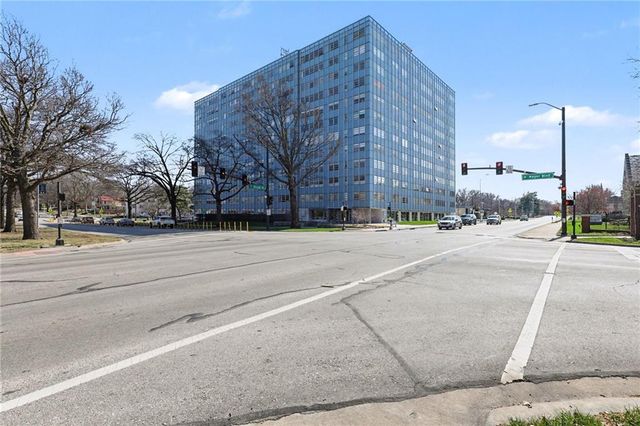 333 W Meyer Boulevard 514, Kansas City, MO 64113