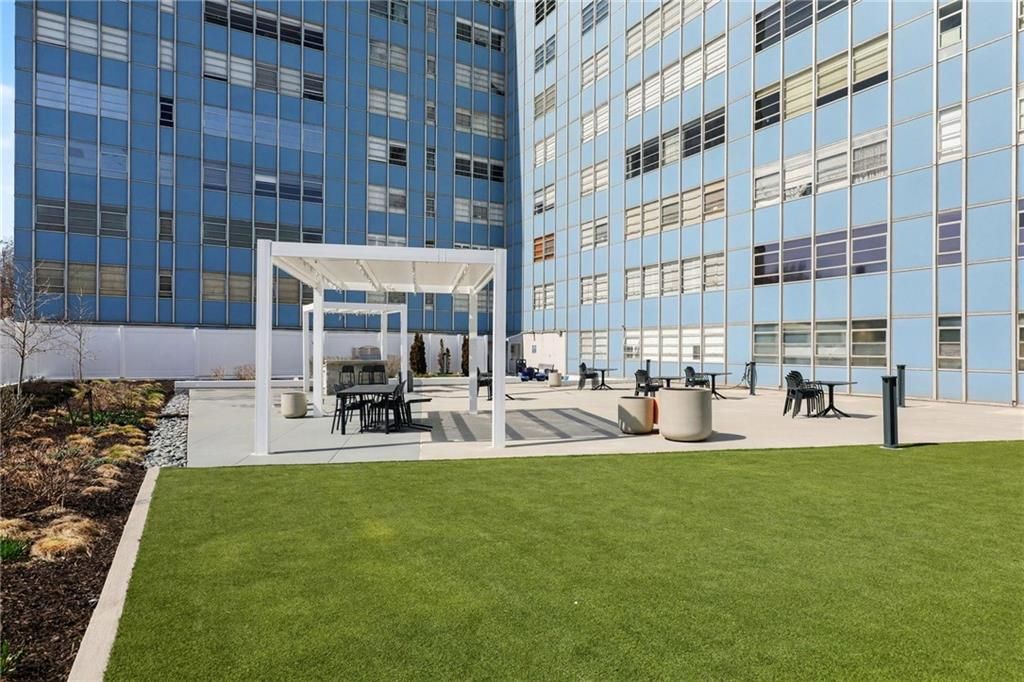 333 W Meyer Boulevard 514, Kansas City, MO 64113