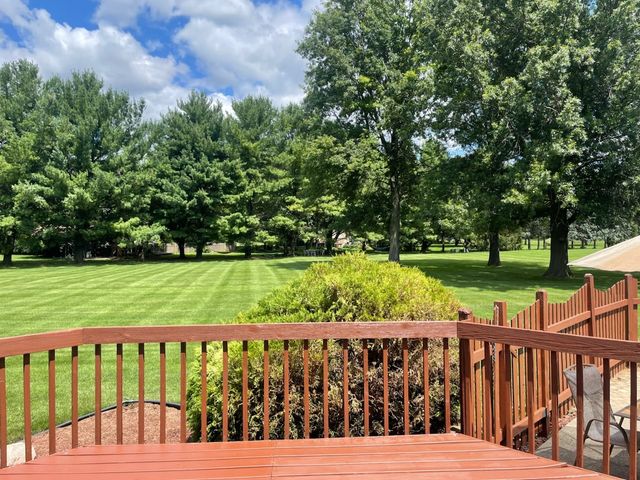 37W390 Linda Lane, Elgin, IL 60124