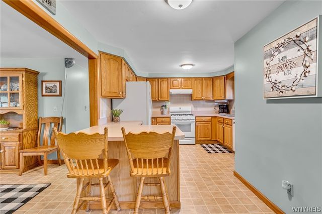 12083 Genesee Street, Alden, NY 14004