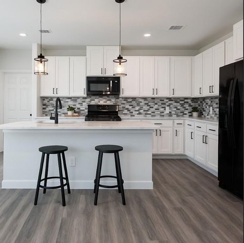 320 New Hampshire St, Houston, TX 77029