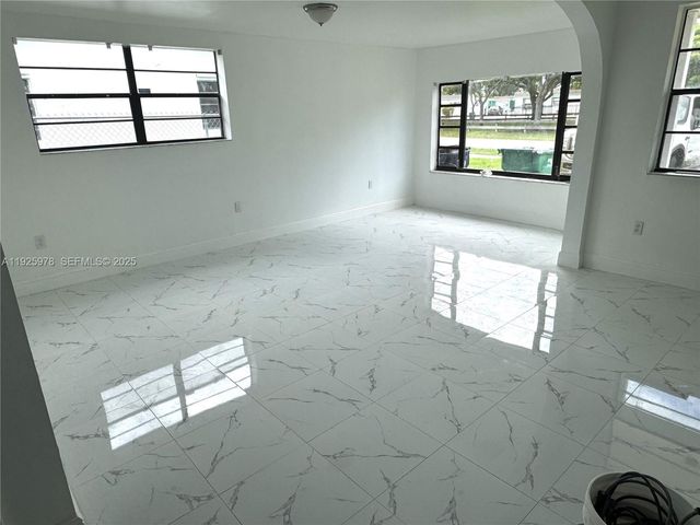 10840 SW 222nd Dr, Miami, FL 33170