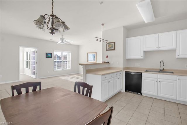 3724 Spanish Peak Drive 2-B, High Point, NC 27265