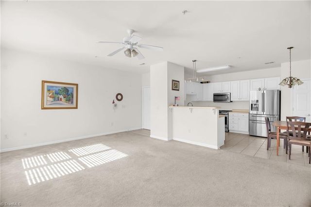 3724 Spanish Peak Drive 2-B, High Point, NC 27265