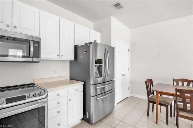 3724 Spanish Peak Drive 2-B, High Point, NC 27265