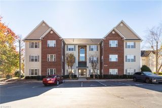 3724 Spanish Peak Drive 2-B, High Point, NC 27265