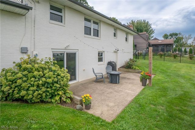 845 9th Street NE, North Canton, OH 44720