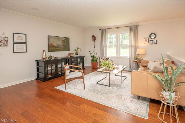 845 9th Street NE, North Canton, OH 44720