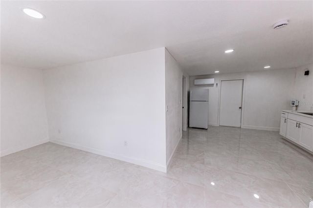 902 MARSHALL STREET, Clearwater, FL 33755