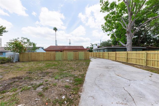 902 MARSHALL STREET, Clearwater, FL 33755