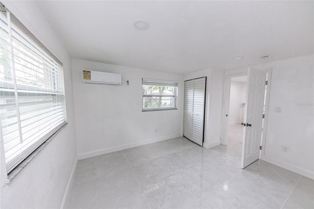902 MARSHALL STREET, Clearwater, FL 33755