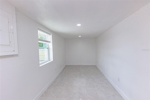 902 MARSHALL STREET, Clearwater, FL 33755
