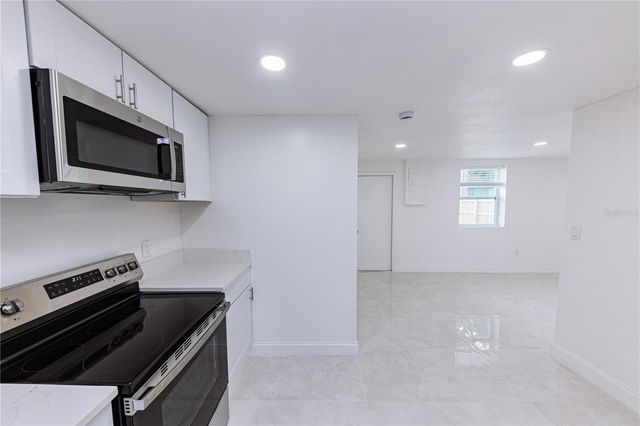 902 MARSHALL STREET, Clearwater, FL 33755