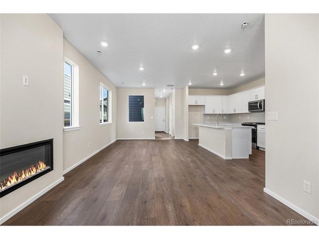 13188 Barefoot Lakes Pkwy, Firestone, CO 80504