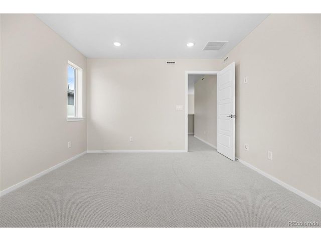 13188 Barefoot Lakes Pkwy, Firestone, CO 80504