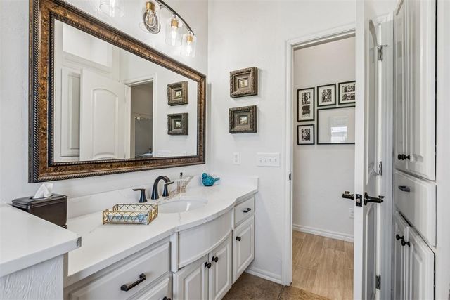 22370 Cedar Ridge Road, Edmond, OK 73025