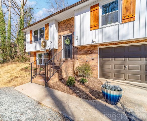 205 Redding Road, Stanley, NC 28164